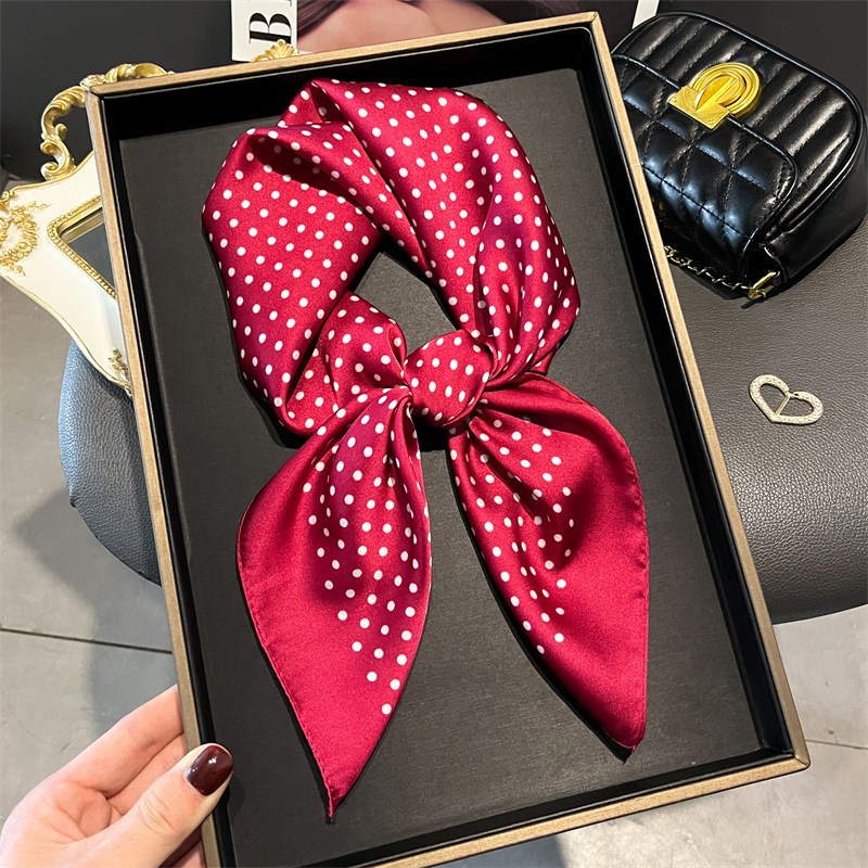 Luxury Bags Sales - أوشحة مطبوعة جديدة فاخرة وشاح حريري