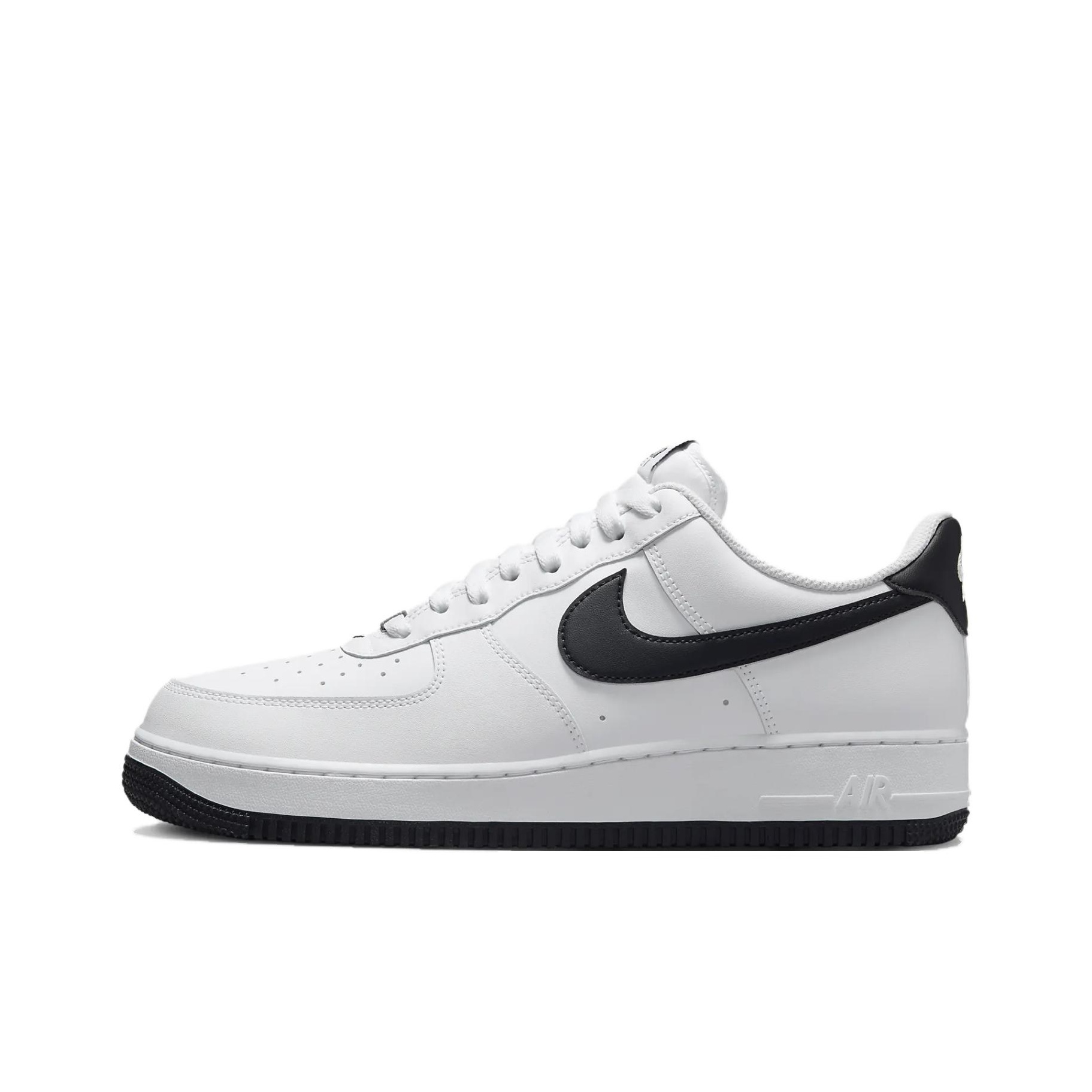 Nike Shoes Air Force 1 - حذاء نايك إير فورس 1 للرجال