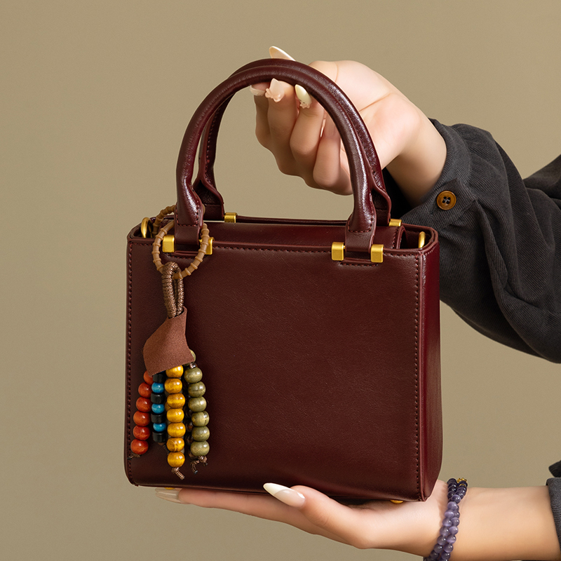 Luxury Zipper Bags - حقائب كلاسيكية صغيرة للنساء، حقائب يد