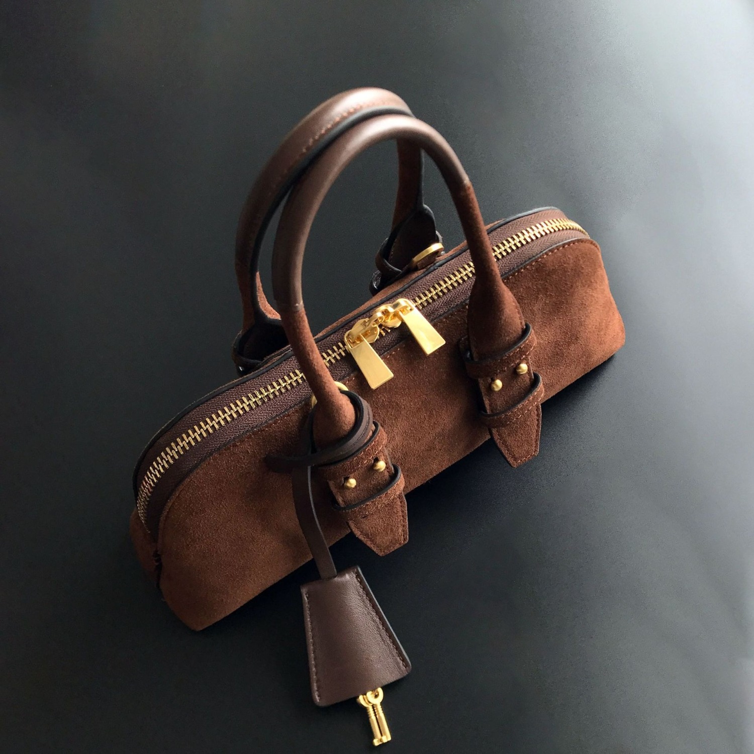 حقيبة بولينج نسائية من الجلد ا - مراجعة Structured Handbag Top Handle وسعره