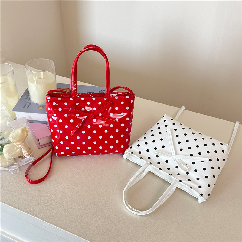 حقيبة كتف نسائية كورية بنقشة م - مراجعة Luxury Bags Cute وسعره