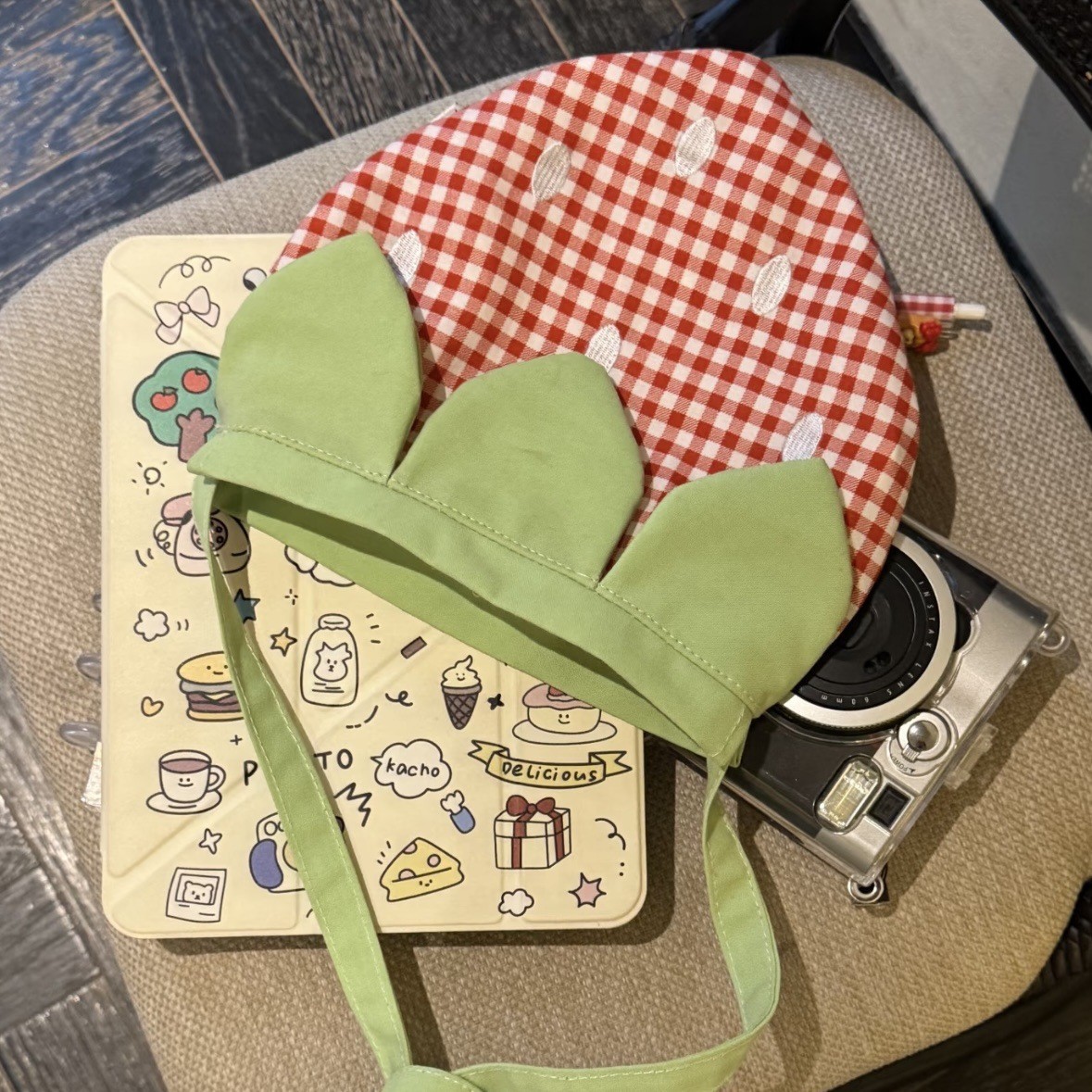 حقيبة كتف نسائية يابانية لطيفة - مراجعة Luxury Bags Cute وسعره