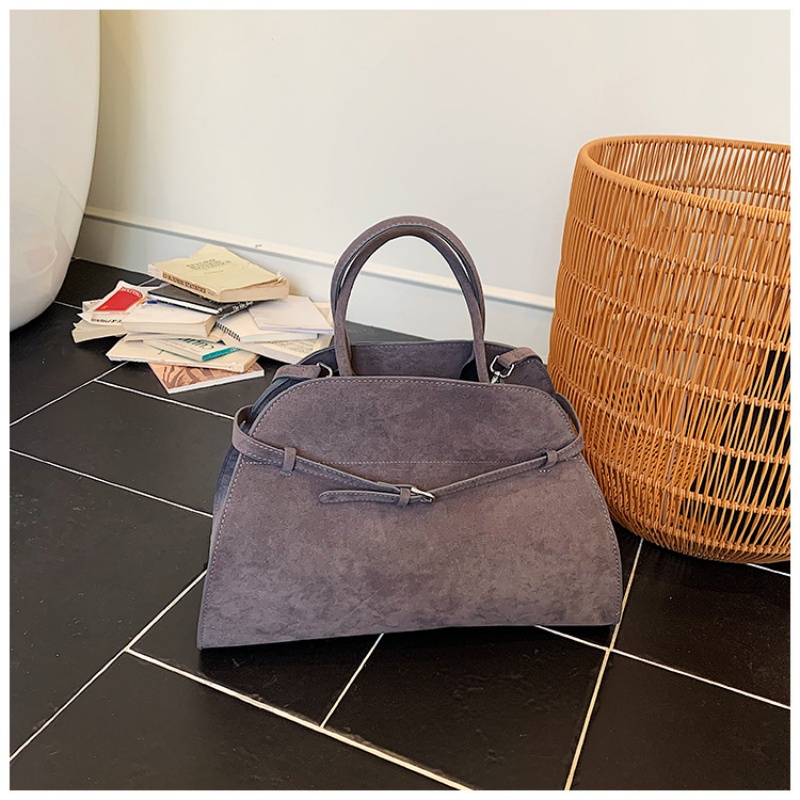 حقيبة يد مصممة على شكل قبة مع  - مراجعة Structured Handbag Top Handle وسعره
