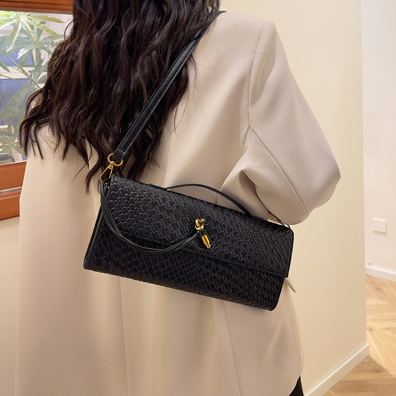 حقائب الأكورديون المنسوجة للنس - مراجعة Luxury Bags Made In Italy وسعره