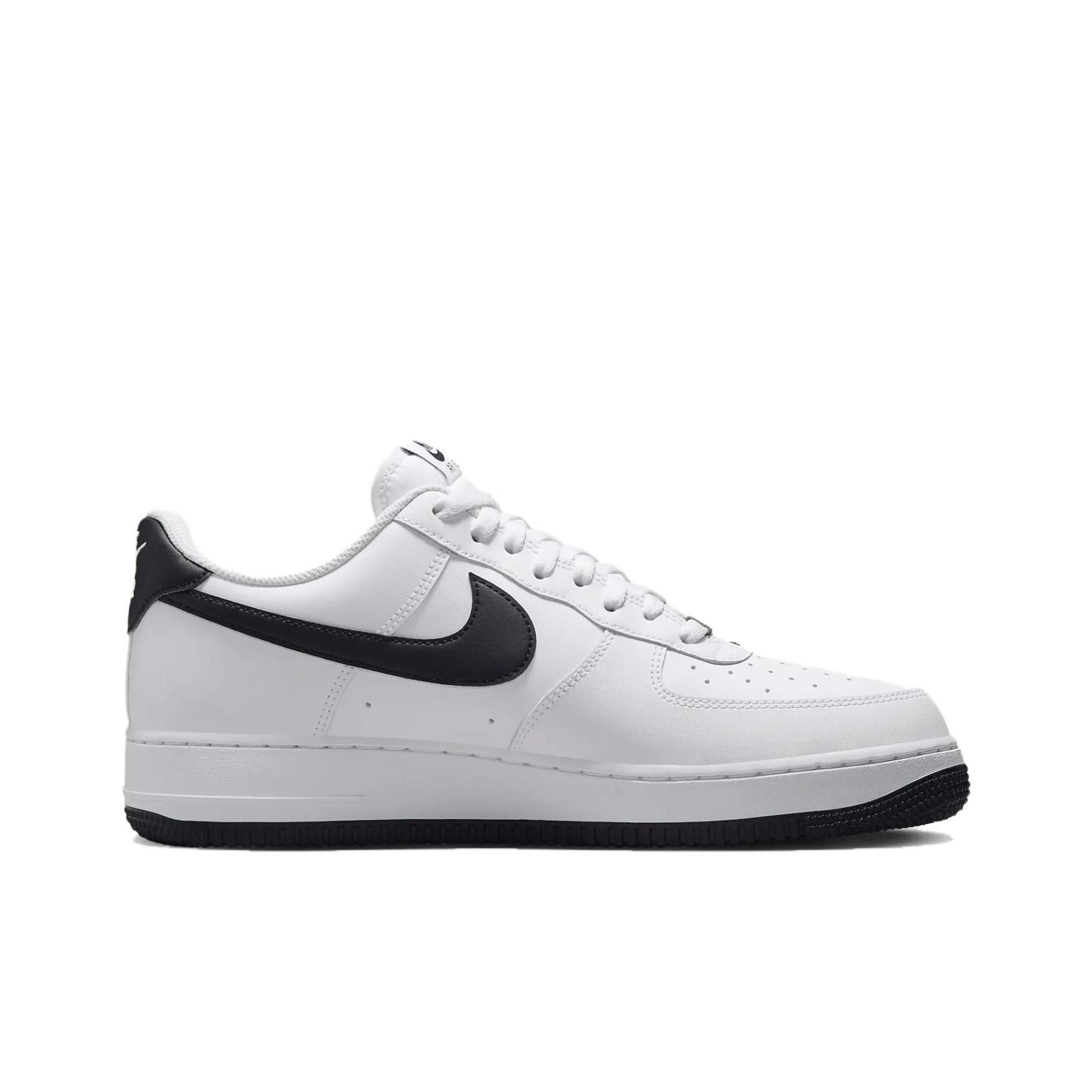 حذاء نايك إير فورس 1 للرجال من - مراجعة Nike Shoes Air Force 1 وسعره