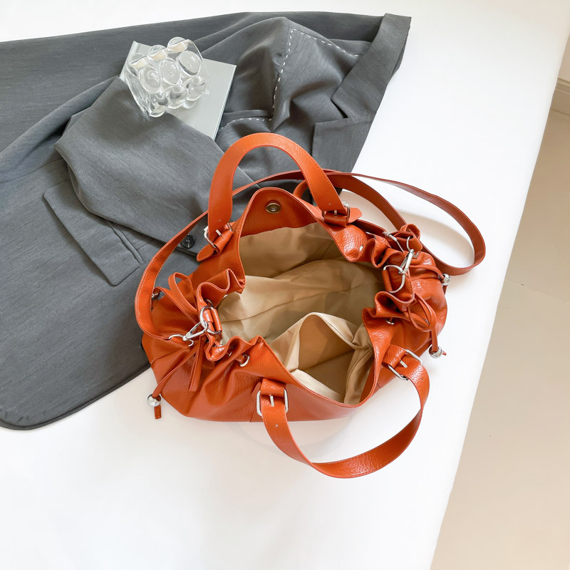 أزياء المتشرد حقيبة فاخرة مصمم - مراجعة Luxury Bags Made In Italy وسعره