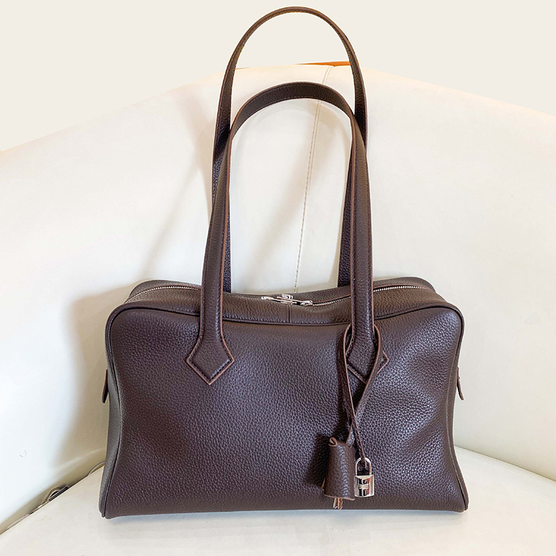 حقائب نسائية فاخرة من الجلد ال - مراجعة Luxury Bags With Silver Hardware وسعره