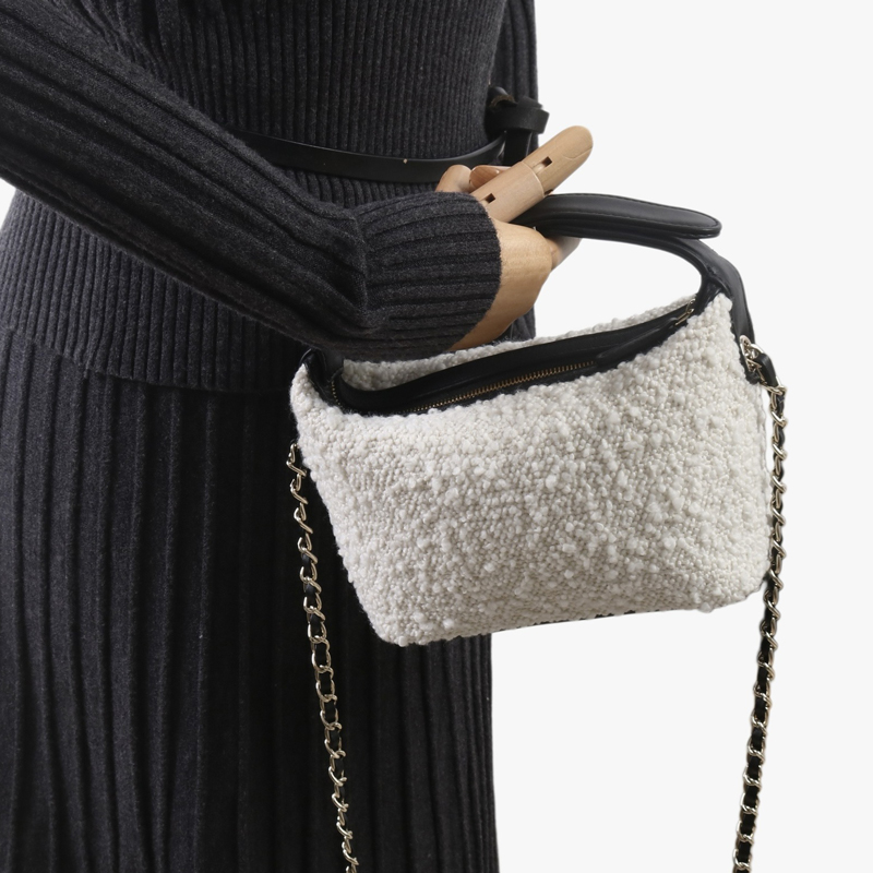 حقائب هوبوس صغيرة كلاسيكية من  - مراجعة Luxury Zipper Bags وسعره