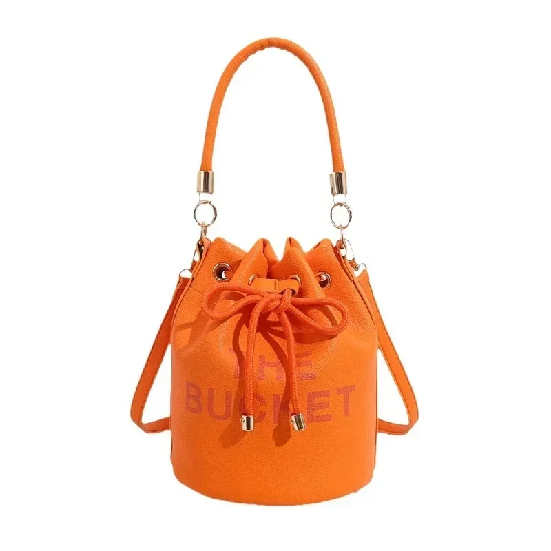 أزياء شعبية المرأة دلو حقيبة ا - مراجعة Luxury Bags Made In Italy وسعره