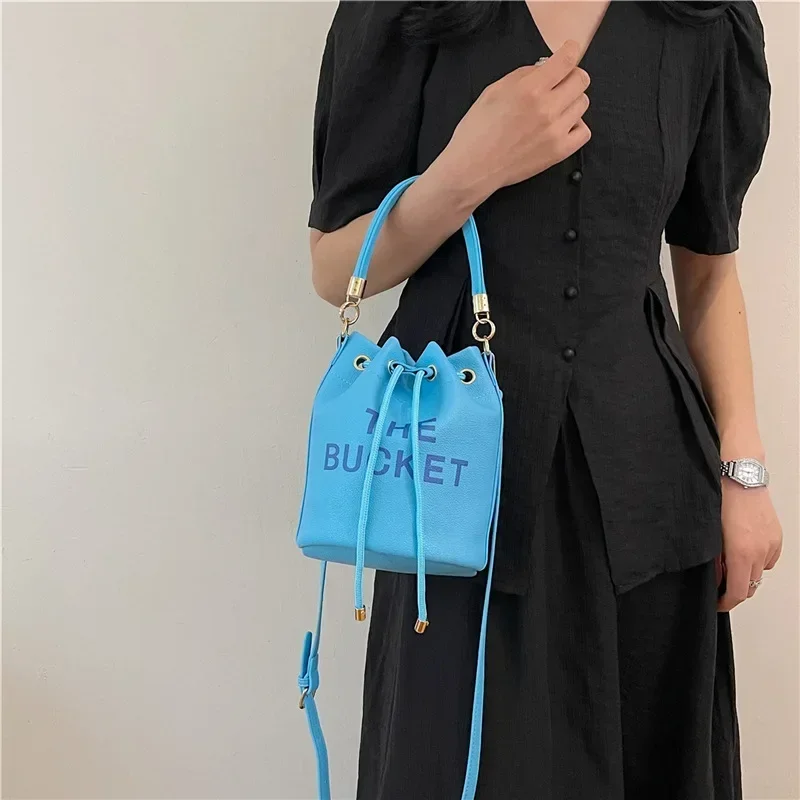 أزياء شعبية المرأة دلو حقيبة ا - مراجعة Luxury Bags Made In Italy وسعره