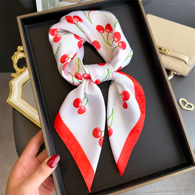 الفاخرة ساحة وشاح من الساتان ا - مراجعة Luxury Bags Cute وسعره